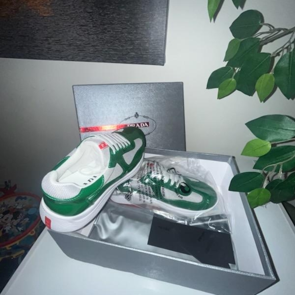 Prada Men's Green Sneakers - Picture 3 of 4